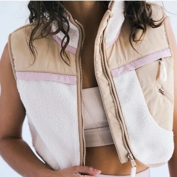 FP Movement by Free People Hit the Slopes Cropped Zip Up Vest Pink Tan Ivory XL - Picture 10 of 10